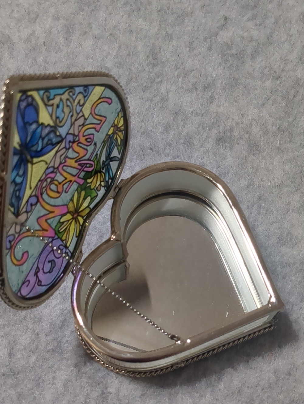 Amia Heart Shaped "Mother" Jewelry Trinket Box Hinged Hand Painted Stained Glass - Picture 9 of 9